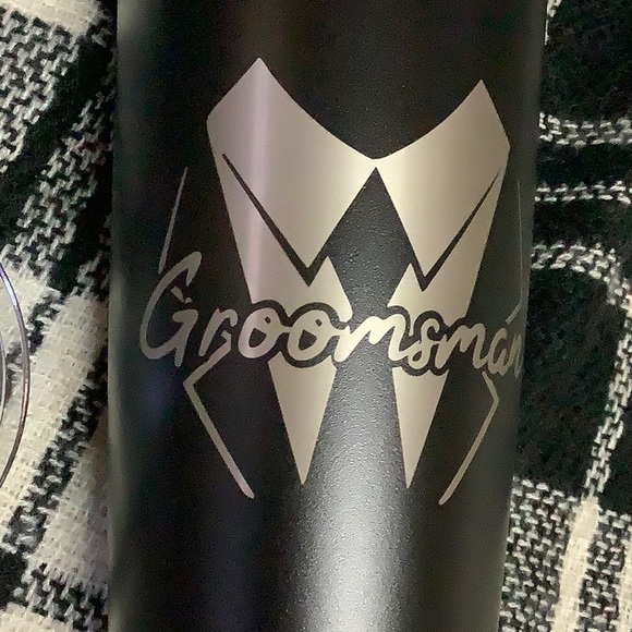 Groomsman black etched insulated tumbler - Picture 6 of 8